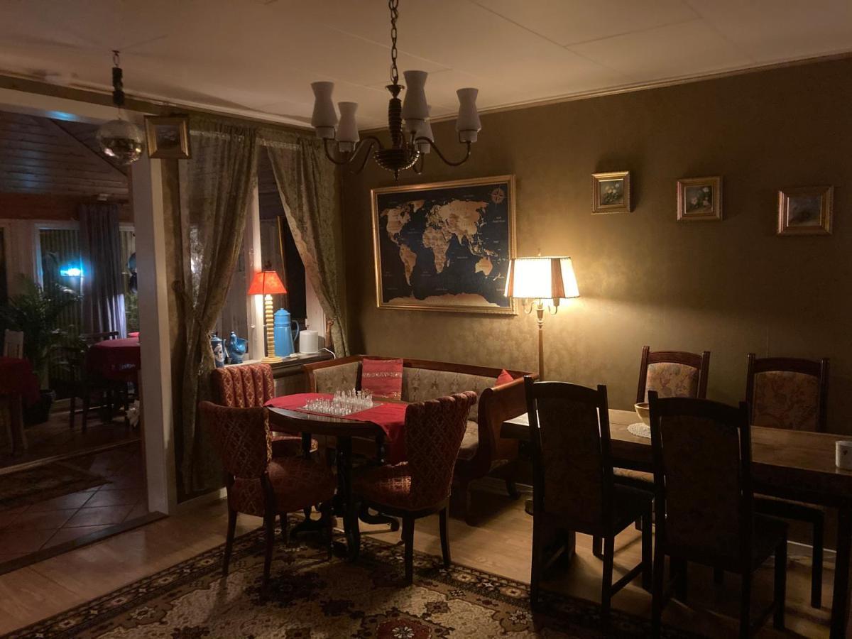 Madam Bla Hotel Nossebro Eksteriør billede